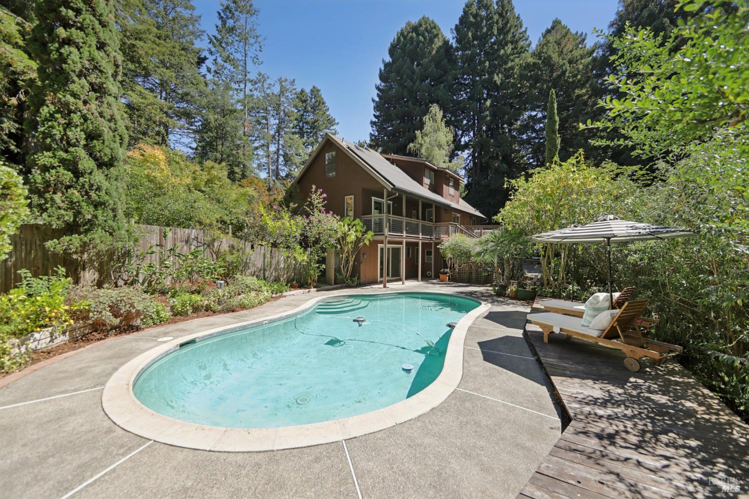 Detail Gallery Image 41 of 64 For 12657 Fiori Ln, Sebastopol,  CA 95472 - 3 Beds | 2/1 Baths