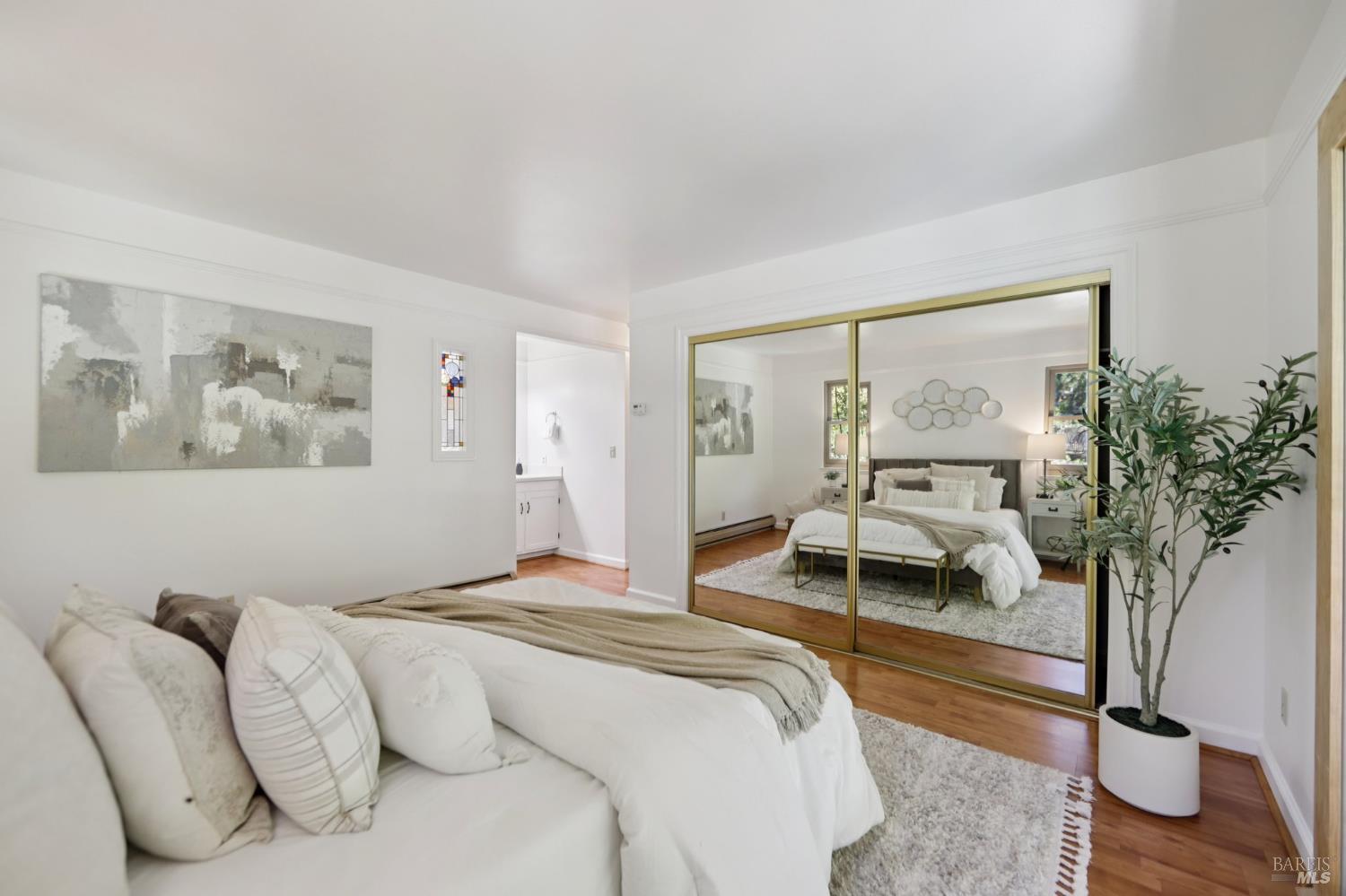 Detail Gallery Image 34 of 64 For 12657 Fiori Ln, Sebastopol,  CA 95472 - 3 Beds | 2/1 Baths