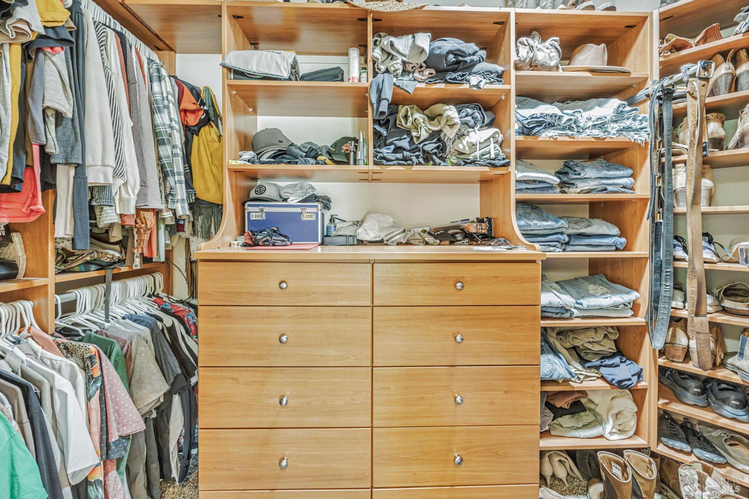 Detail Gallery Image 38 of 75 For 4100 Bisordi Ln, Santa Rosa,  CA 95439 - 5 Beds | 5 Baths