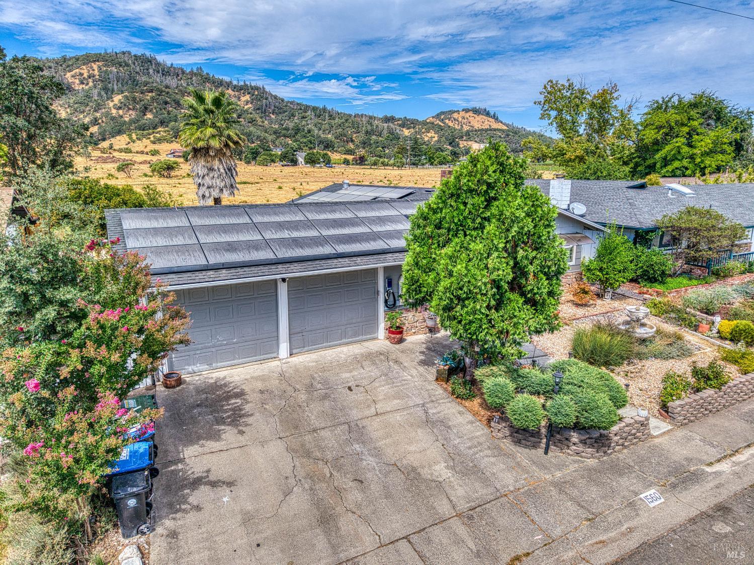 Detail Gallery Image 6 of 54 For 1560 Despina Dr, Ukiah,  CA 95482 - 3 Beds | 2 Baths