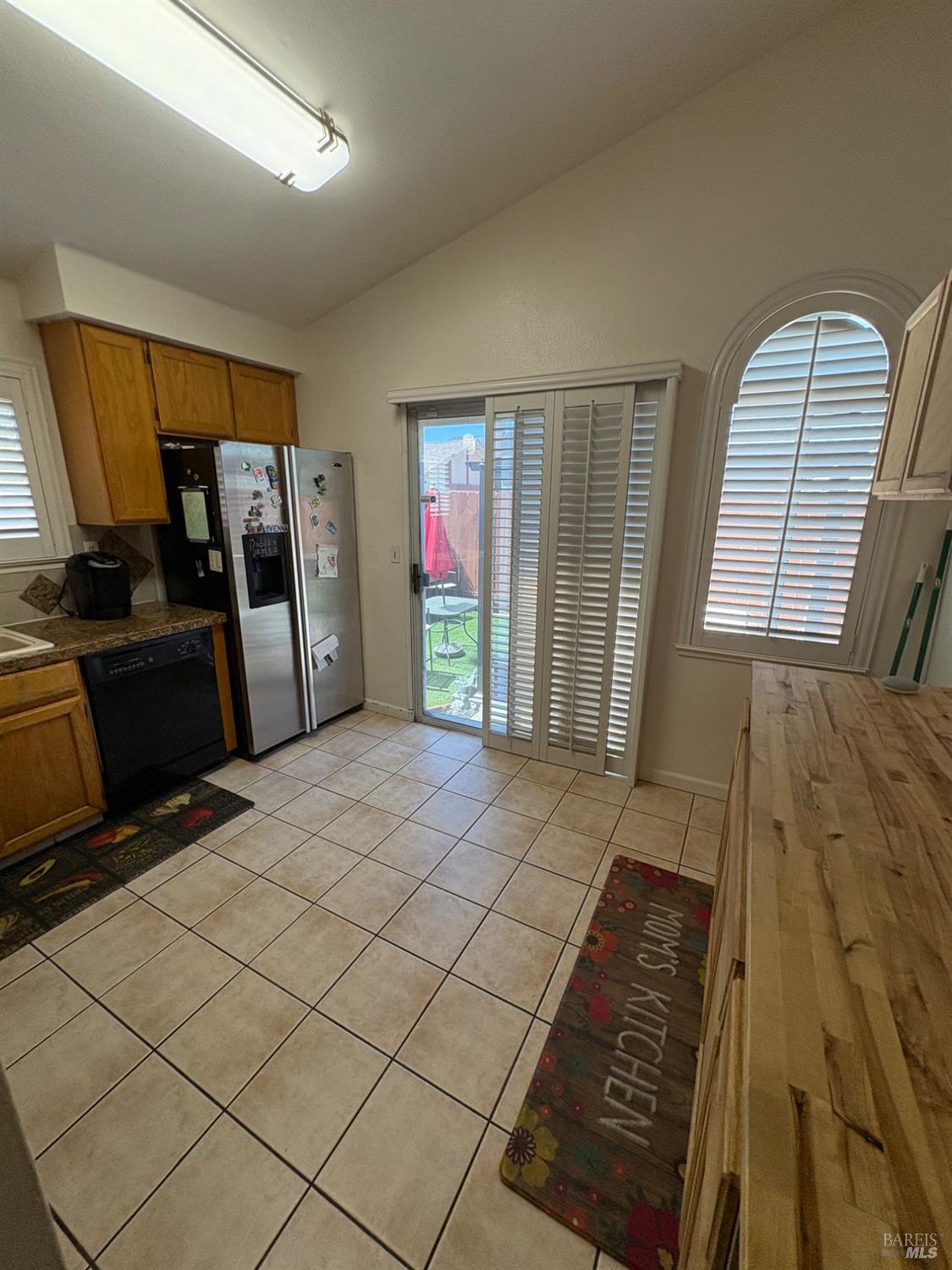 Detail Gallery Image 19 of 22 For 1100 Camellia Ln, Suisun City,  CA 94585 - 3 Beds | 2 Baths