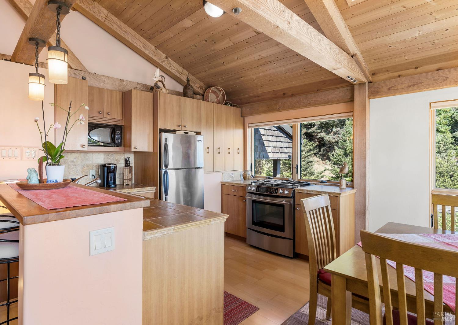 Detail Gallery Image 6 of 94 For 41214 Deer Trl 34b,  The Sea Ranch,  CA 95497 - 3 Beds | 2/1 Baths