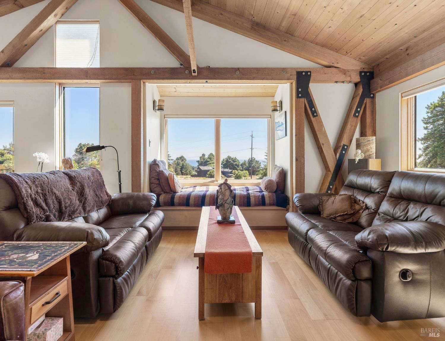 Detail Gallery Image 11 of 94 For 41214 Deer Trl 34b,  The Sea Ranch,  CA 95497 - 3 Beds | 2/1 Baths