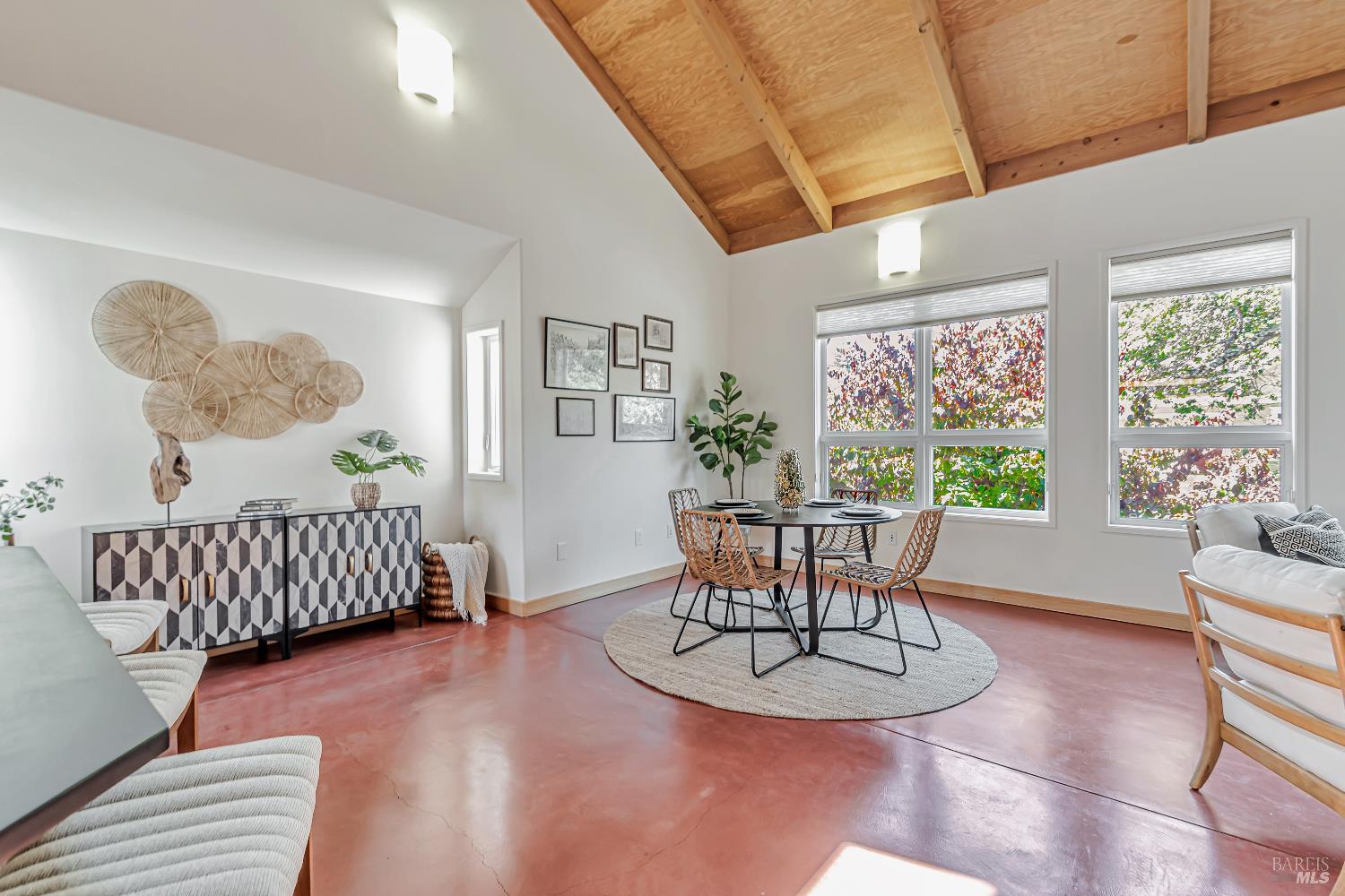 Detail Gallery Image 15 of 47 For 455 Florence Ave, Sebastopol,  CA 95472 - 1 Beds | 2/1 Baths