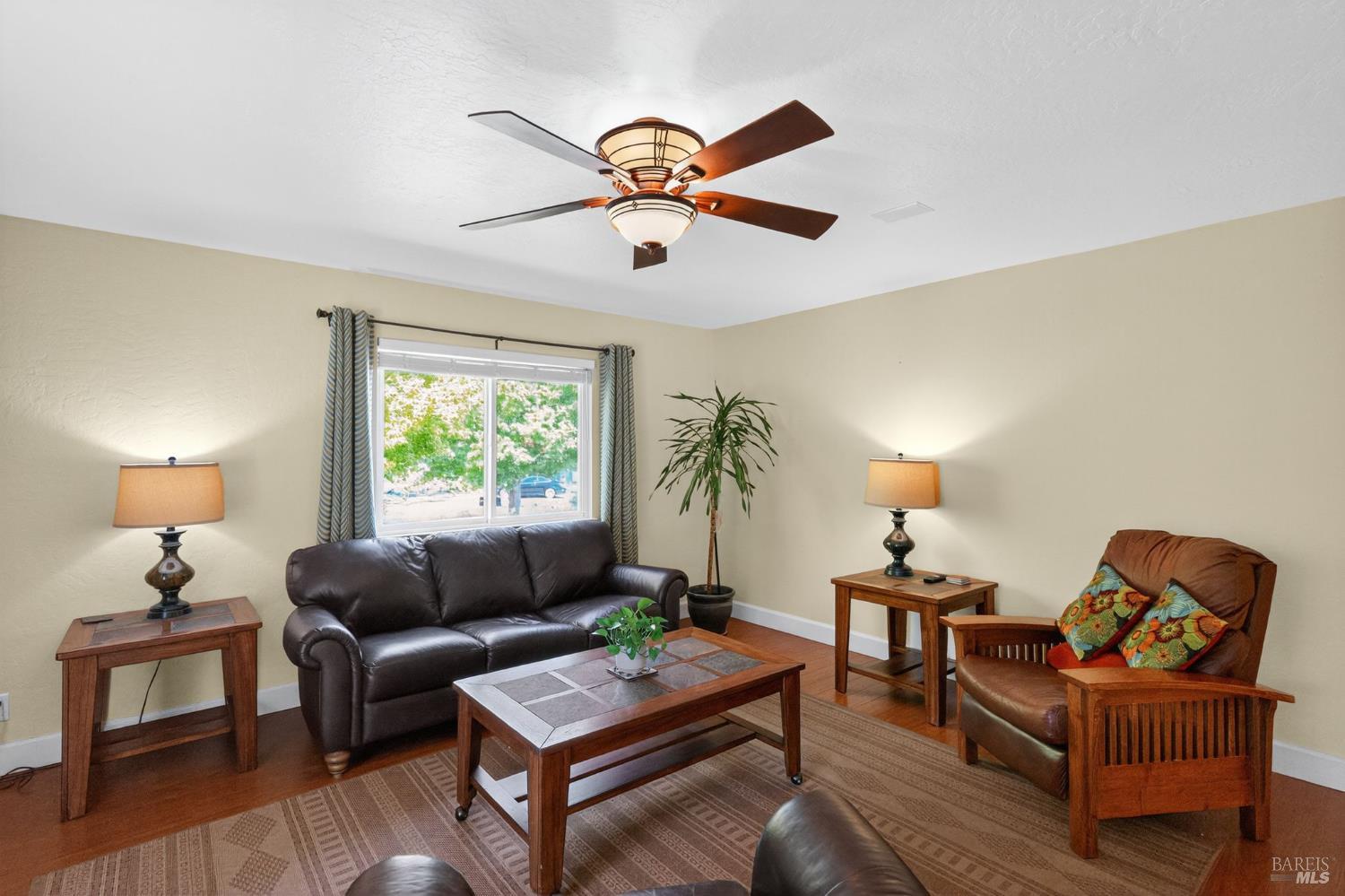 Detail Gallery Image 21 of 41 For 13 Margory Ct, Novato,  CA 94947 - 3 Beds | 2 Baths