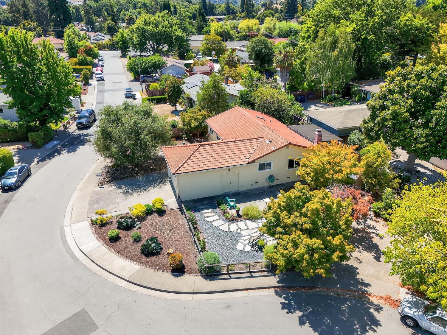 Detail Gallery Image 39 of 41 For 13 Margory Ct, Novato,  CA 94947 - 3 Beds | 2 Baths