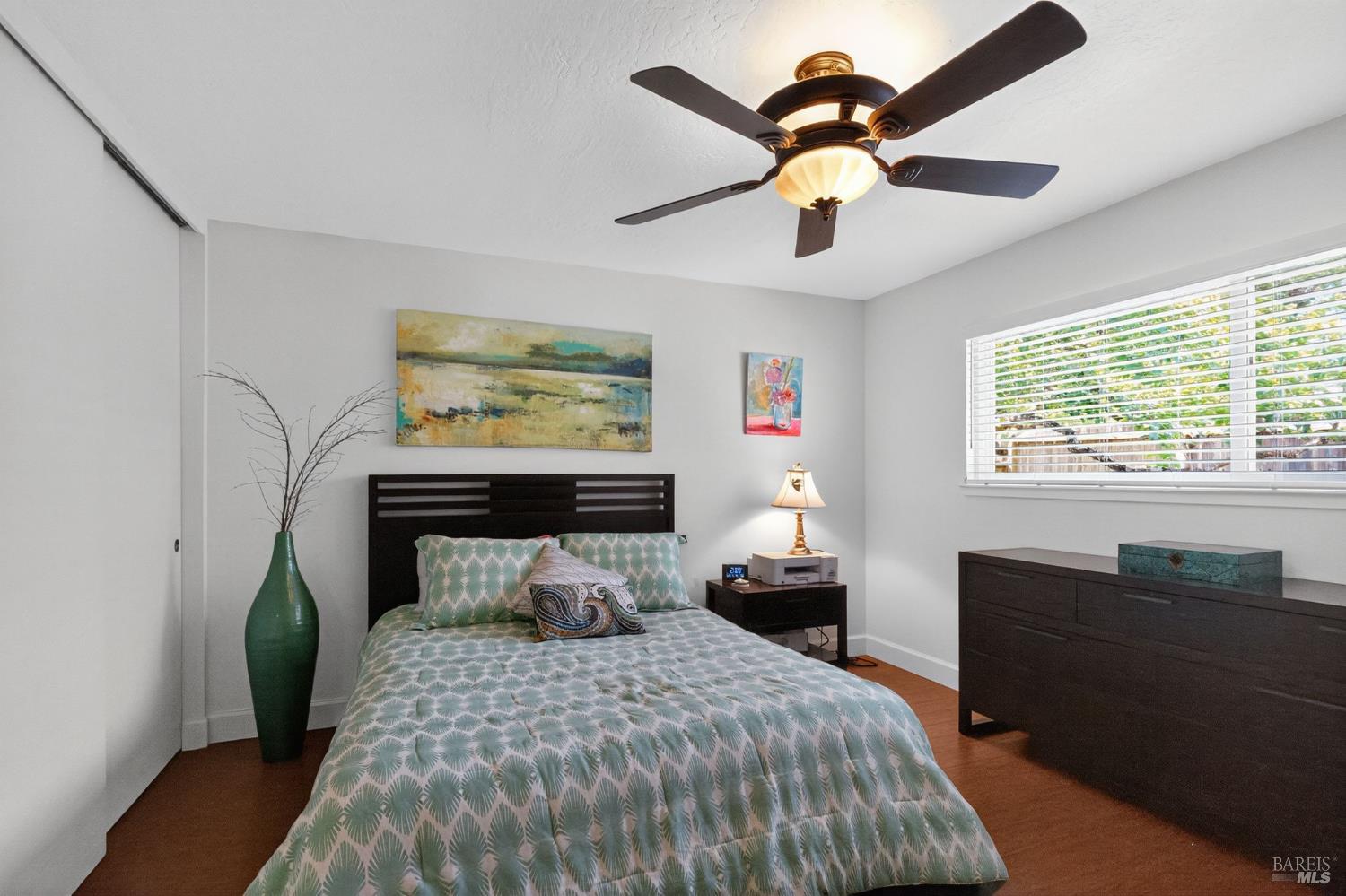 Detail Gallery Image 12 of 41 For 13 Margory Ct, Novato,  CA 94947 - 3 Beds | 2 Baths