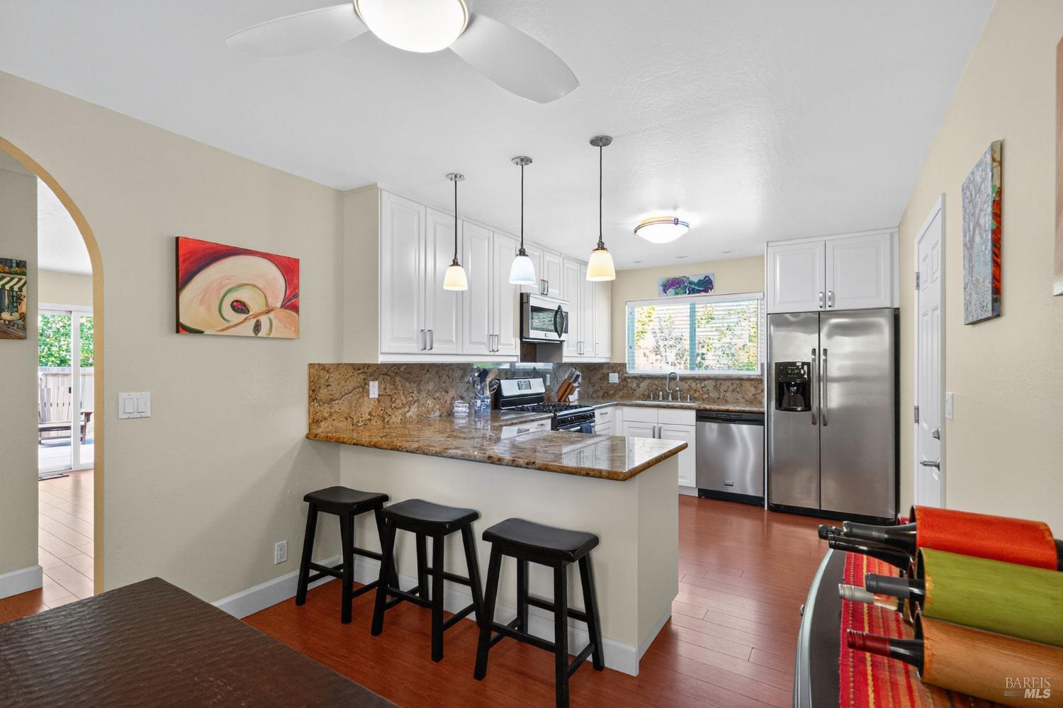 Detail Gallery Image 7 of 41 For 13 Margory Ct, Novato,  CA 94947 - 3 Beds | 2 Baths