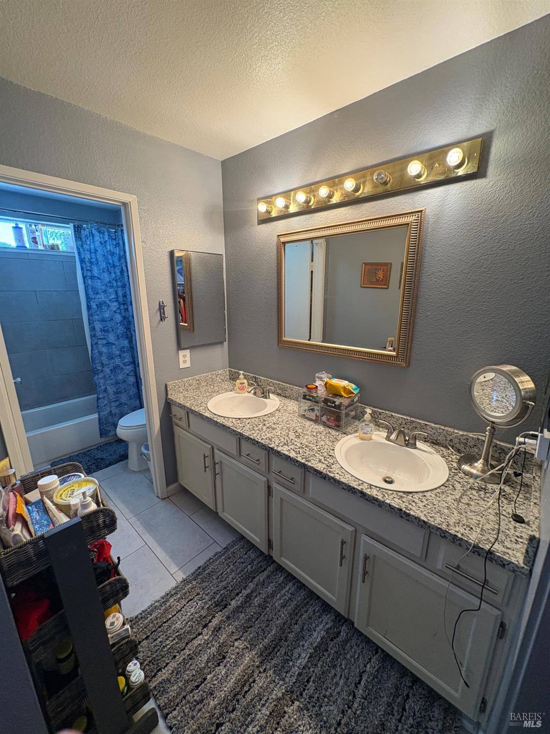 Detail Gallery Image 11 of 22 For 1100 Camellia Ln, Suisun City,  CA 94585 - 3 Beds | 2 Baths