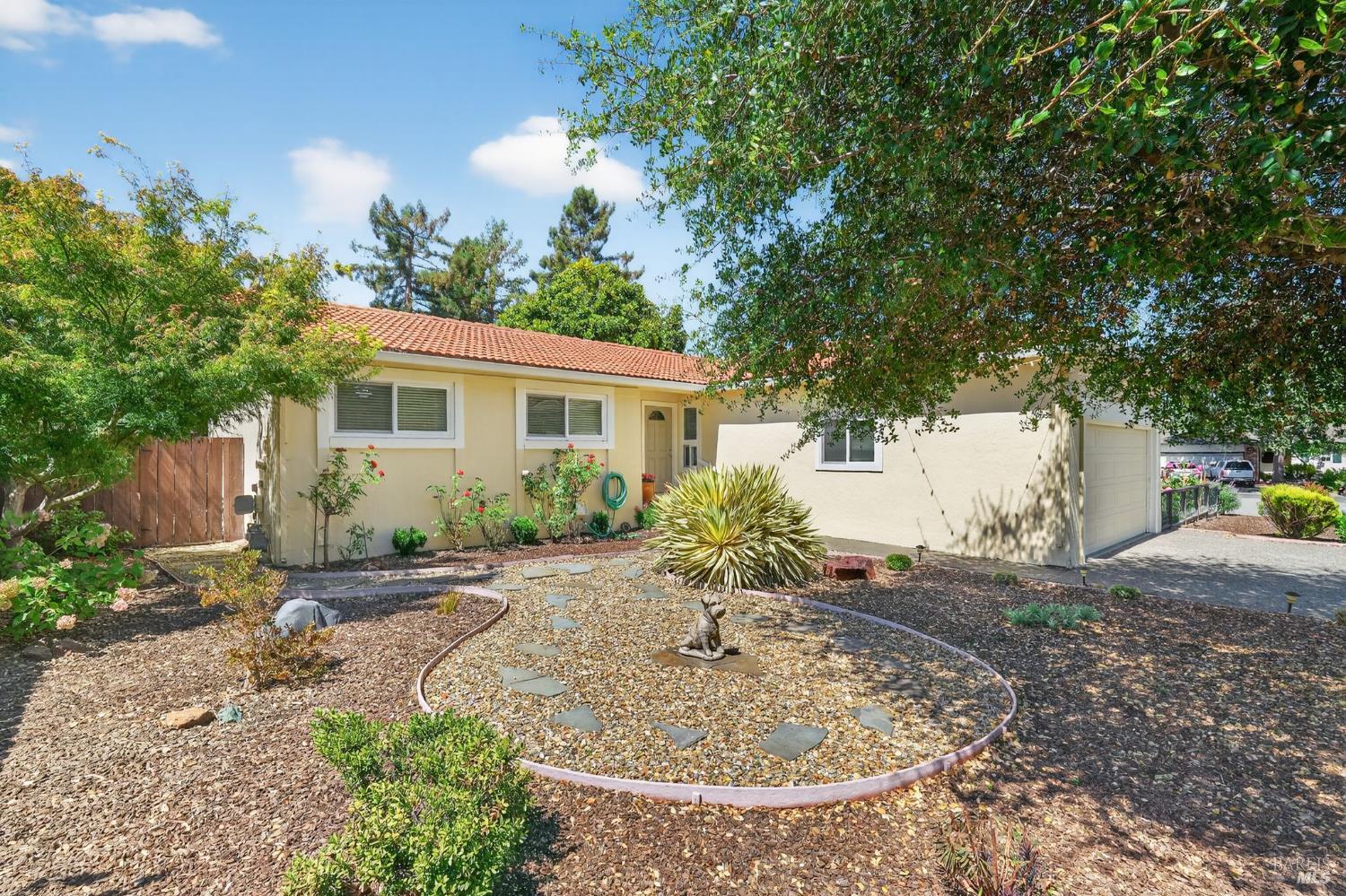 Detail Gallery Image 33 of 41 For 13 Margory Ct, Novato,  CA 94947 - 3 Beds | 2 Baths
