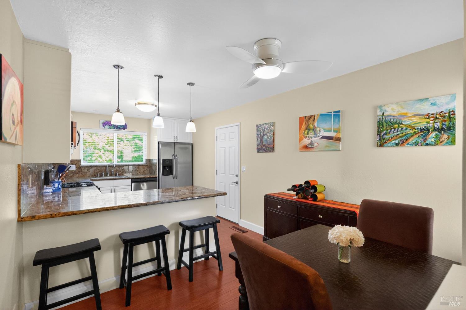 Detail Gallery Image 6 of 41 For 13 Margory Ct, Novato,  CA 94947 - 3 Beds | 2 Baths
