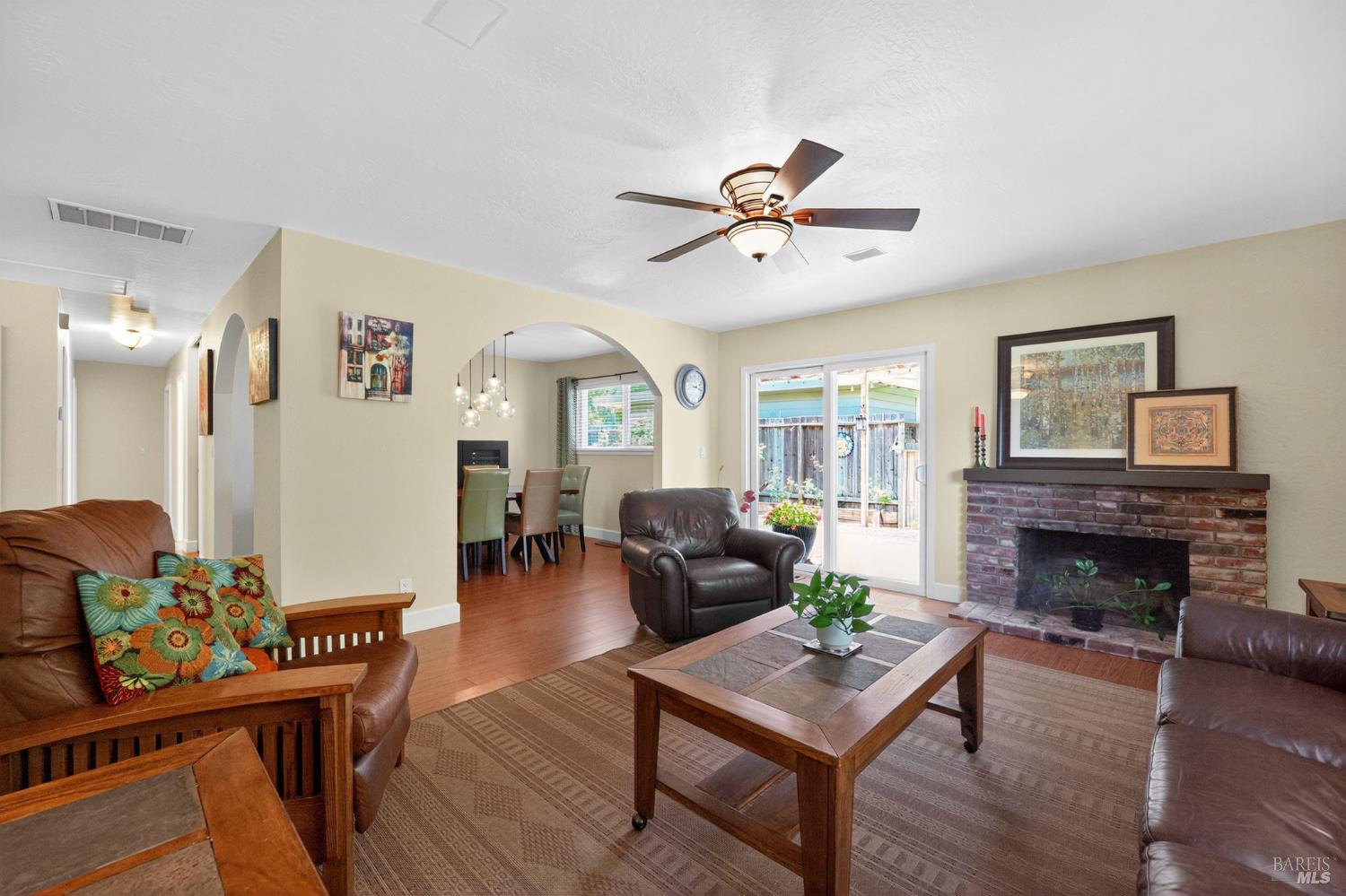 Detail Gallery Image 22 of 41 For 13 Margory Ct, Novato,  CA 94947 - 3 Beds | 2 Baths