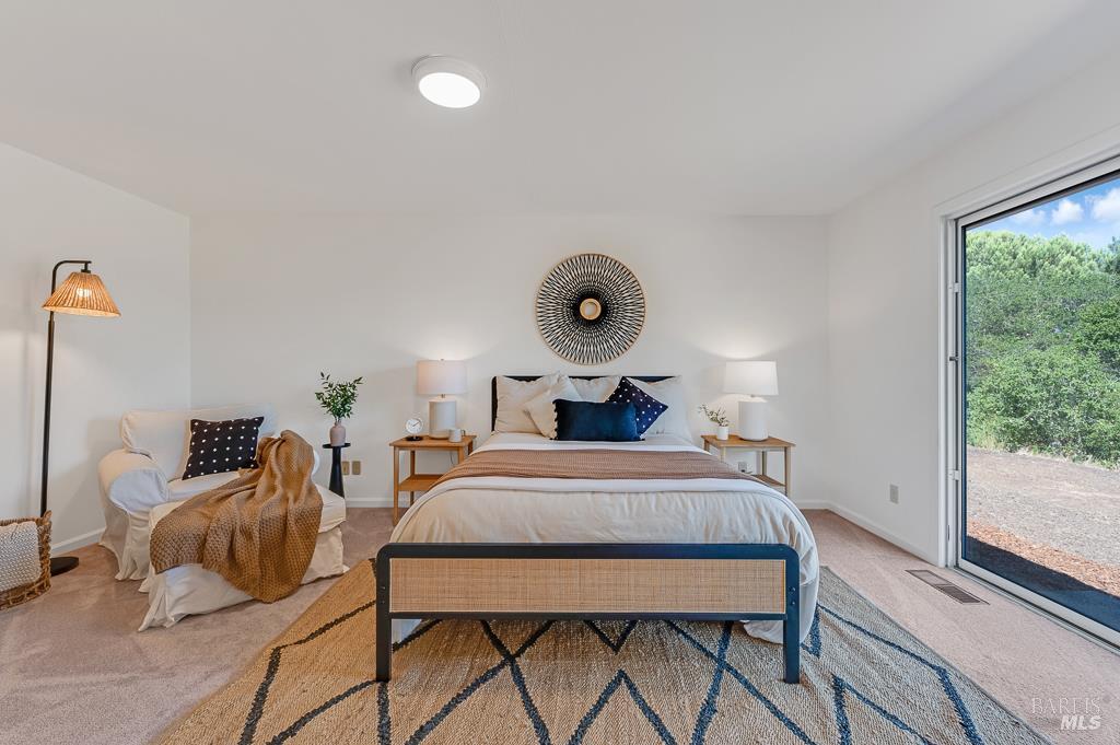 Detail Gallery Image 17 of 26 For 7555 Occidental Rd, Sebastopol,  CA 95472 - 3 Beds | 2/1 Baths