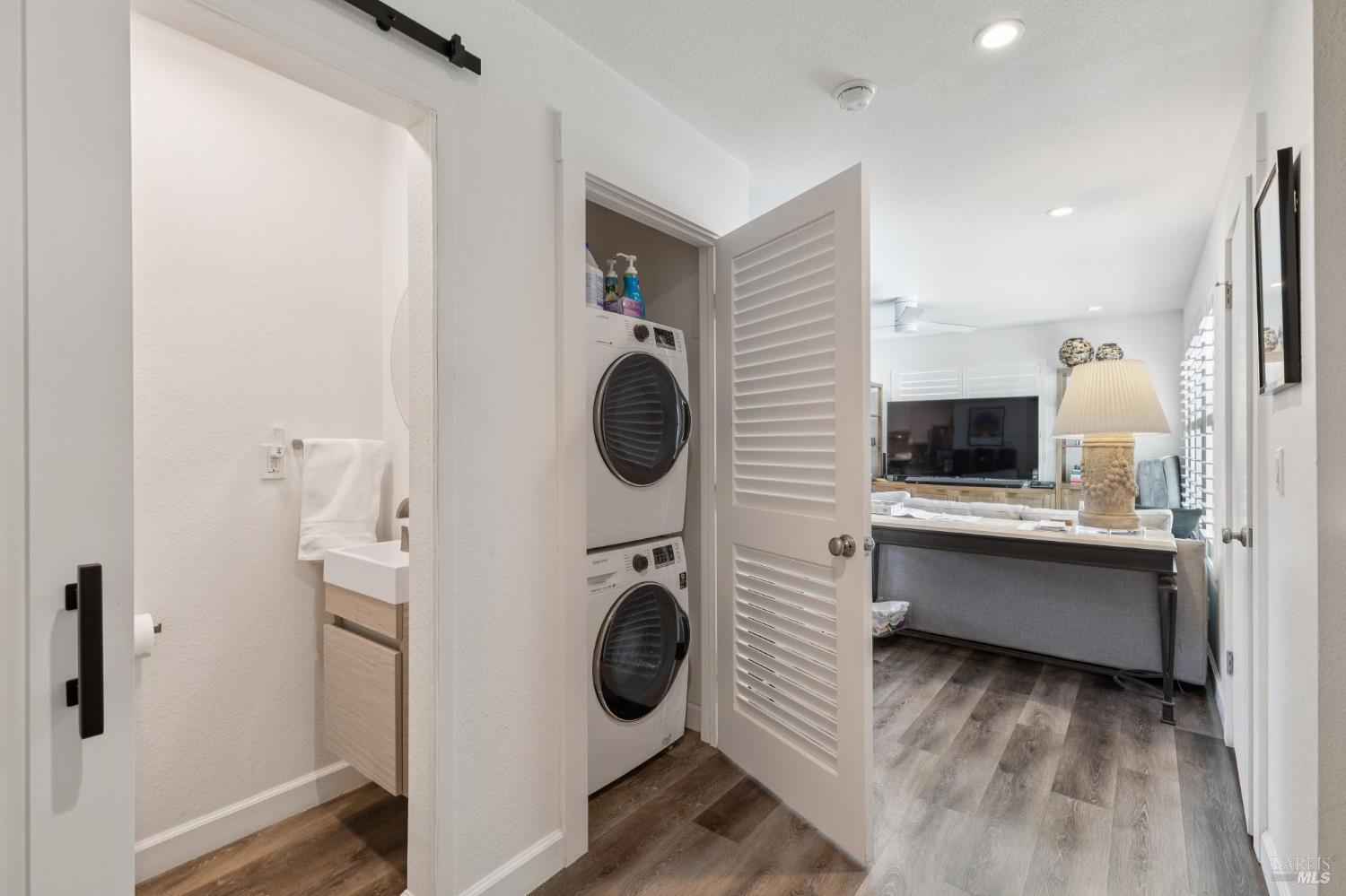 Detail Gallery Image 28 of 55 For 6 Burgundy Way, Yountville,  CA 94599 - 4 Beds | 2/2 Baths
