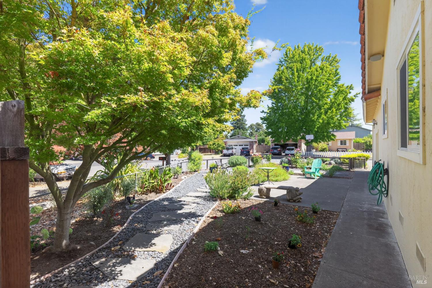 Detail Gallery Image 31 of 41 For 13 Margory Ct, Novato,  CA 94947 - 3 Beds | 2 Baths
