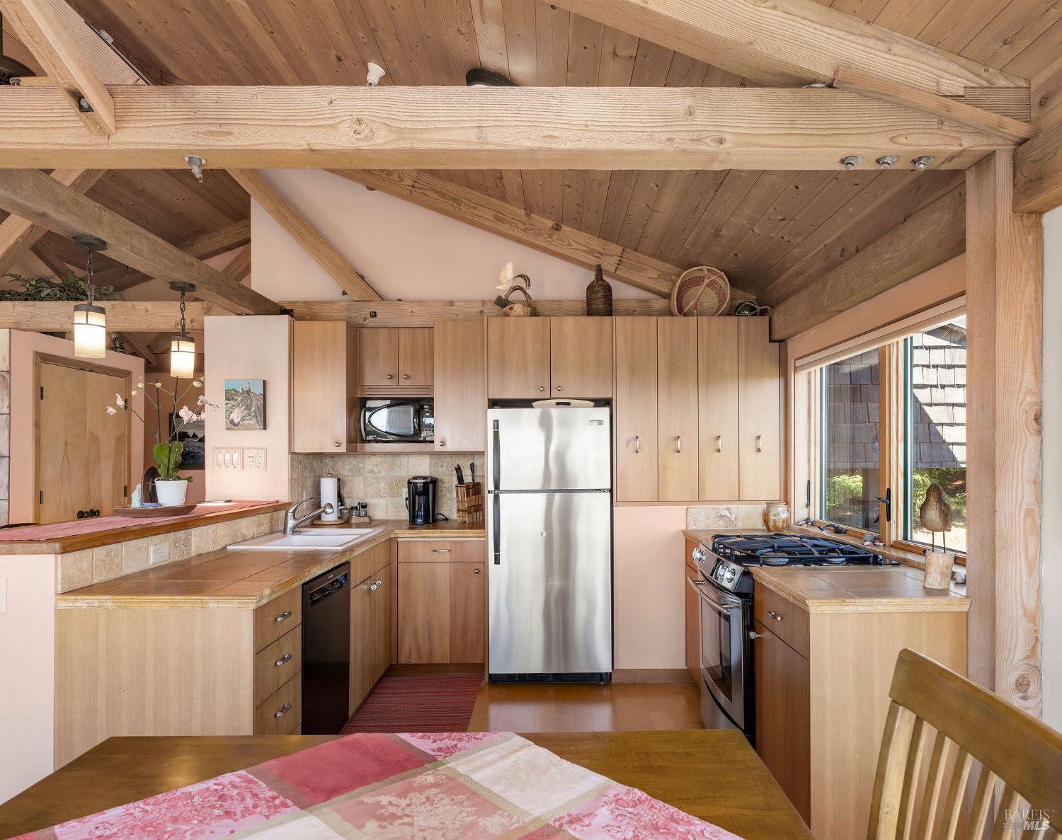 Detail Gallery Image 10 of 94 For 41214 Deer Trl 34b,  The Sea Ranch,  CA 95497 - 3 Beds | 2/1 Baths