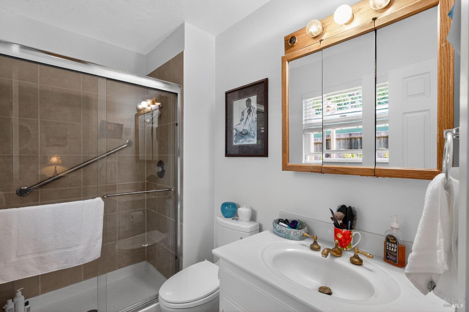 Detail Gallery Image 16 of 41 For 13 Margory Ct, Novato,  CA 94947 - 3 Beds | 2 Baths
