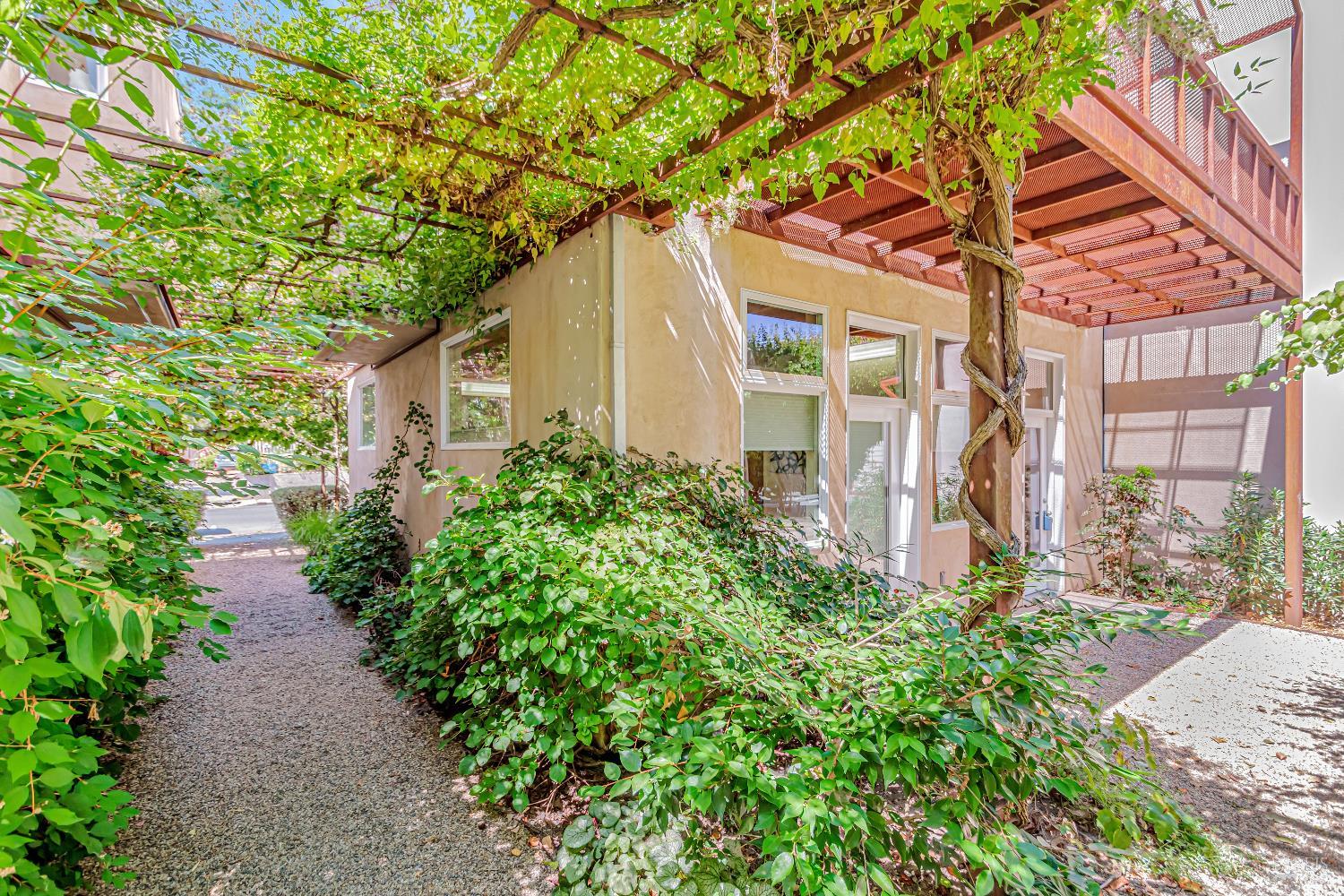 Detail Gallery Image 46 of 47 For 455 Florence Ave, Sebastopol,  CA 95472 - 1 Beds | 2/1 Baths