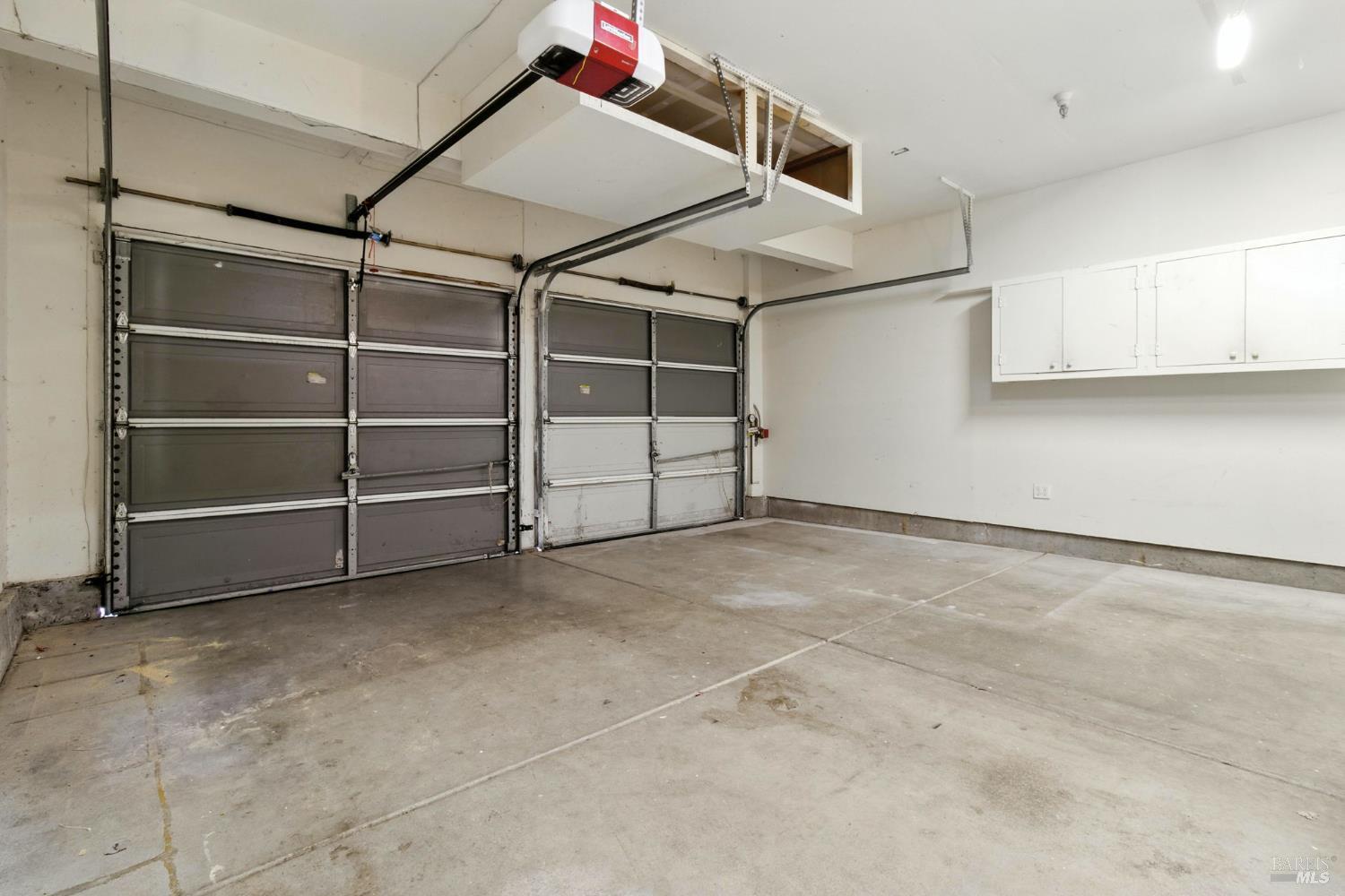 Detail Gallery Image 23 of 24 For 837 Vineyard Pl, Petaluma,  CA 94954 - 3 Beds | 2/1 Baths