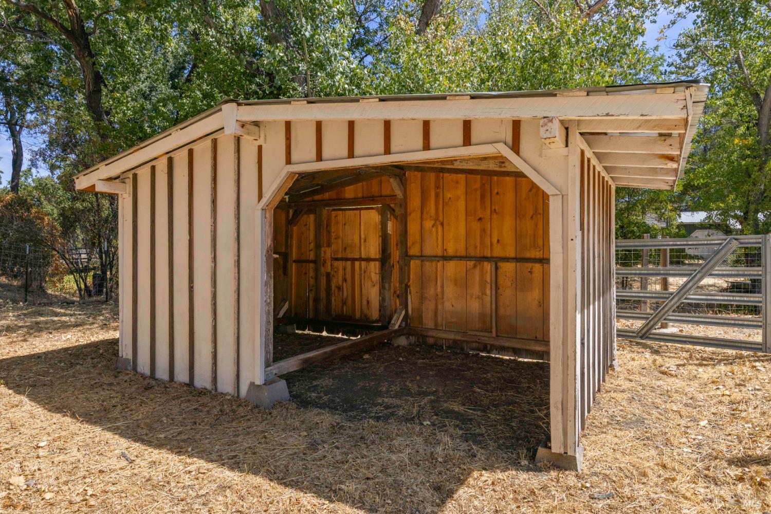 Detail Gallery Image 52 of 76 For 2855 Bell Hill Rd, Kelseyville,  CA 95451 - 3 Beds | 2 Baths