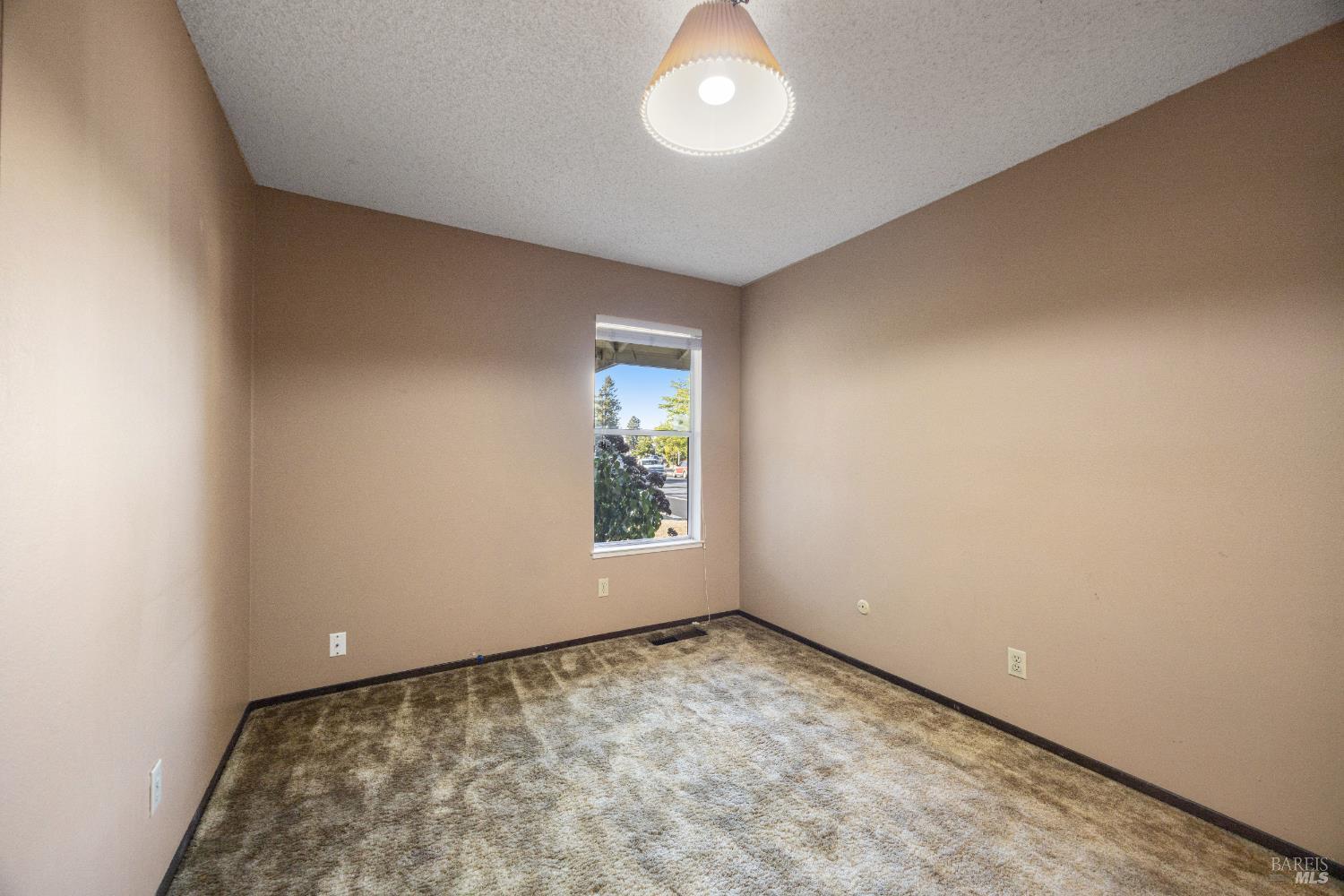 Detail Gallery Image 22 of 50 For 540 Lanyard Ct, Rohnert Park,  CA 94928 - 3 Beds | 2 Baths