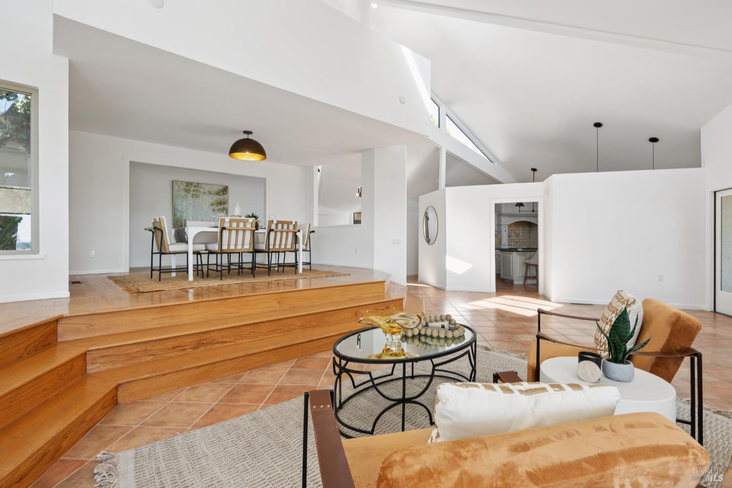 Detail Gallery Image 19 of 71 For 4636 Pepperwood Dr, Penngrove,  CA 94951 - 3 Beds | 2/1 Baths