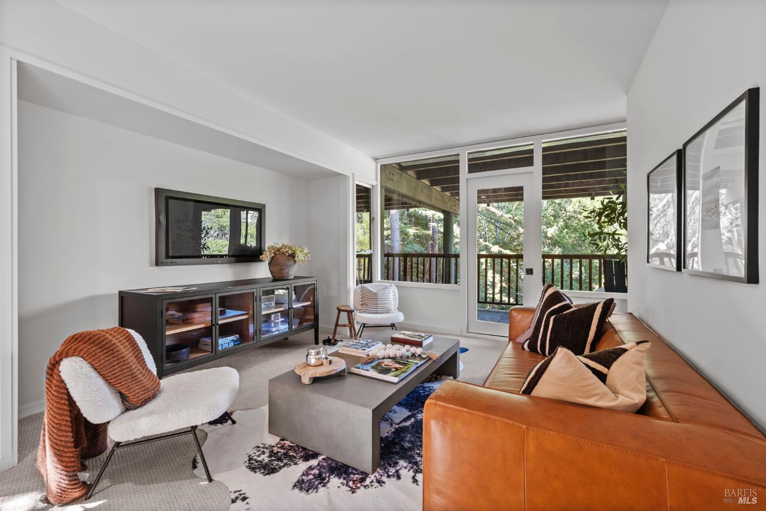 Detail Gallery Image 21 of 40 For 3 Coronet Way, Kentfield,  CA 94904 - 3 Beds | 2/1 Baths