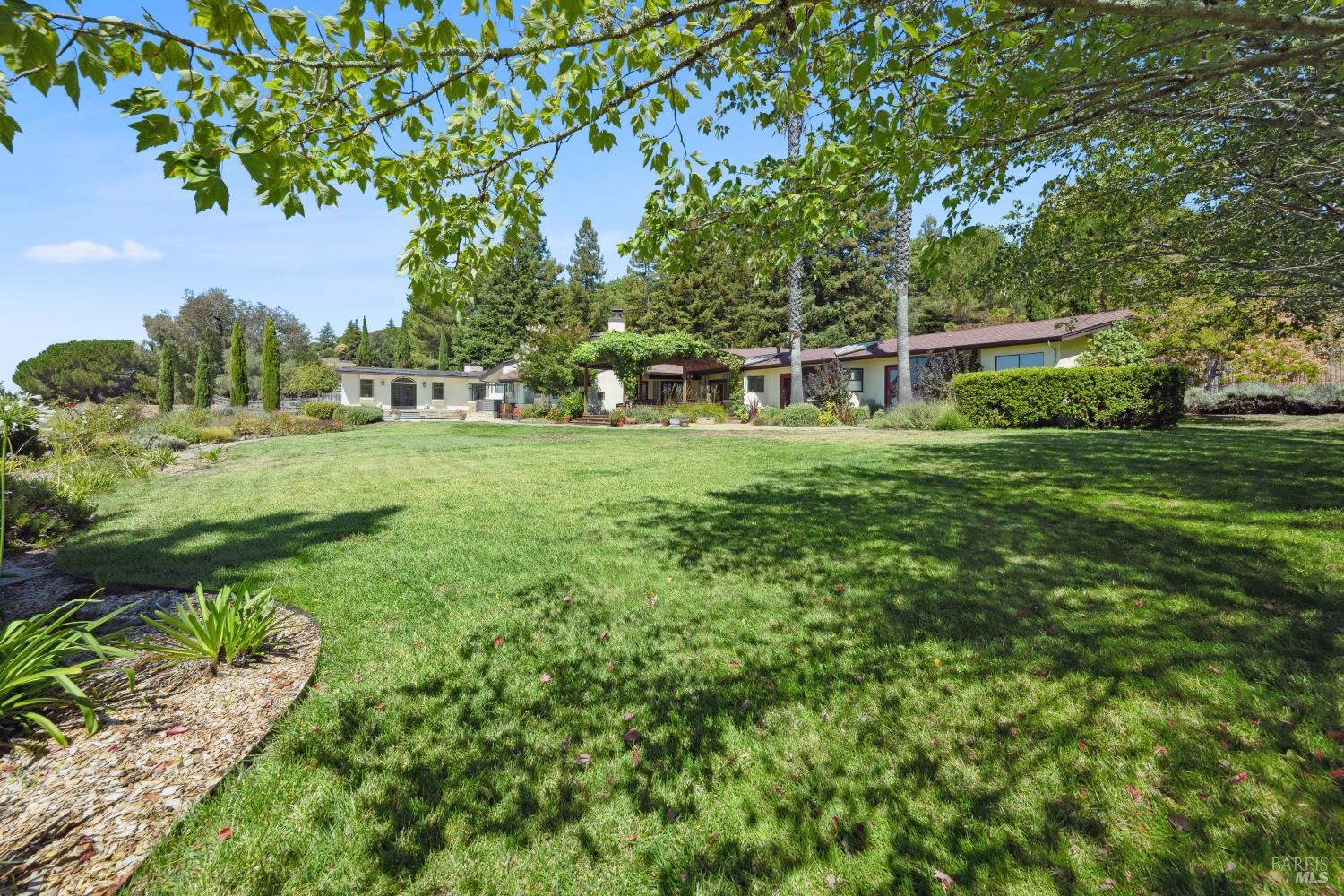 Detail Gallery Image 31 of 71 For 4636 Pepperwood Dr, Penngrove,  CA 94951 - 3 Beds | 2/1 Baths