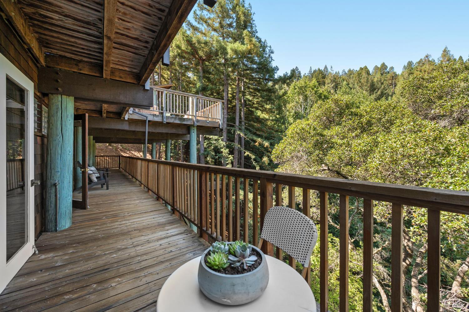Detail Gallery Image 28 of 40 For 3 Coronet Way, Kentfield,  CA 94904 - 3 Beds | 2/1 Baths