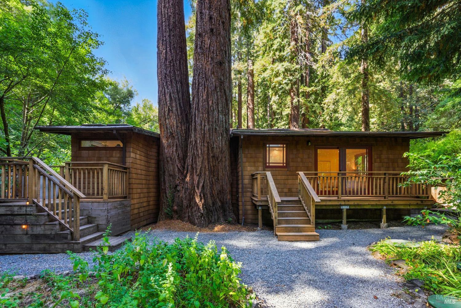 Detail Gallery Image 33 of 58 For 7395 Sir Francis Drake Blvd, Lagunitas,  CA 94938 - 5 Beds | 4 Baths