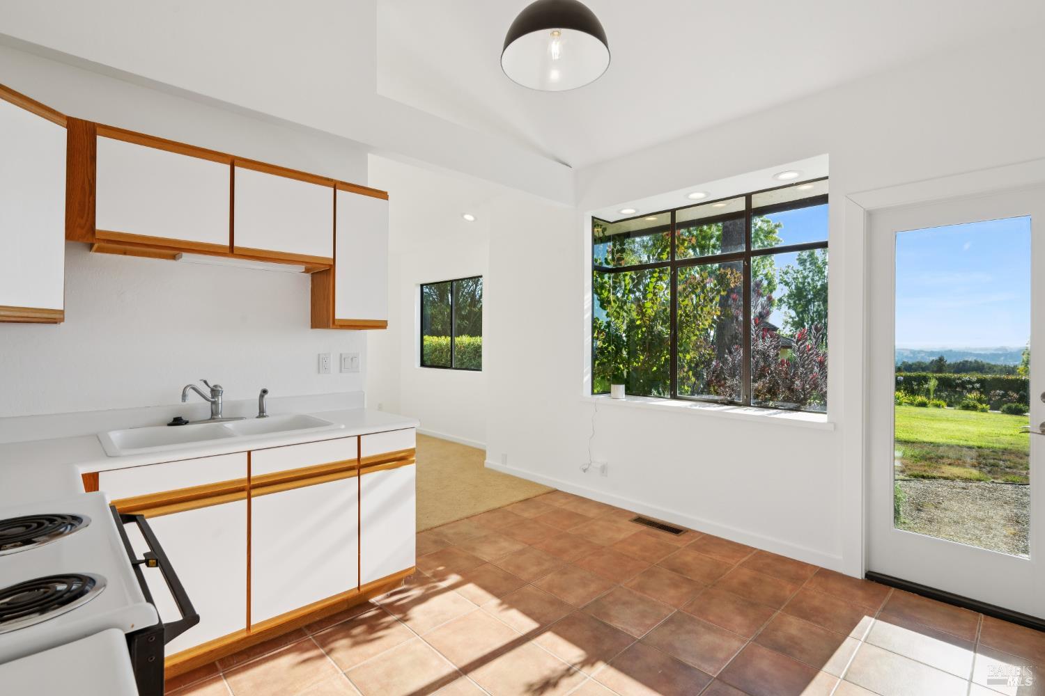 Detail Gallery Image 53 of 71 For 4636 Pepperwood Dr, Penngrove,  CA 94951 - 3 Beds | 2/1 Baths
