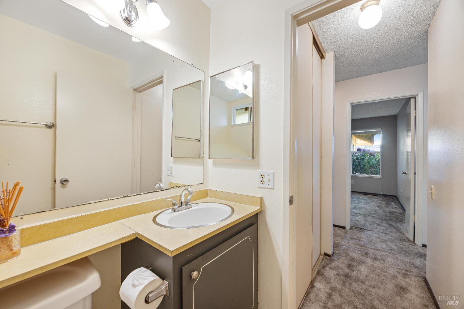 Detail Gallery Image 23 of 50 For 540 Lanyard Ct, Rohnert Park,  CA 94928 - 3 Beds | 2 Baths