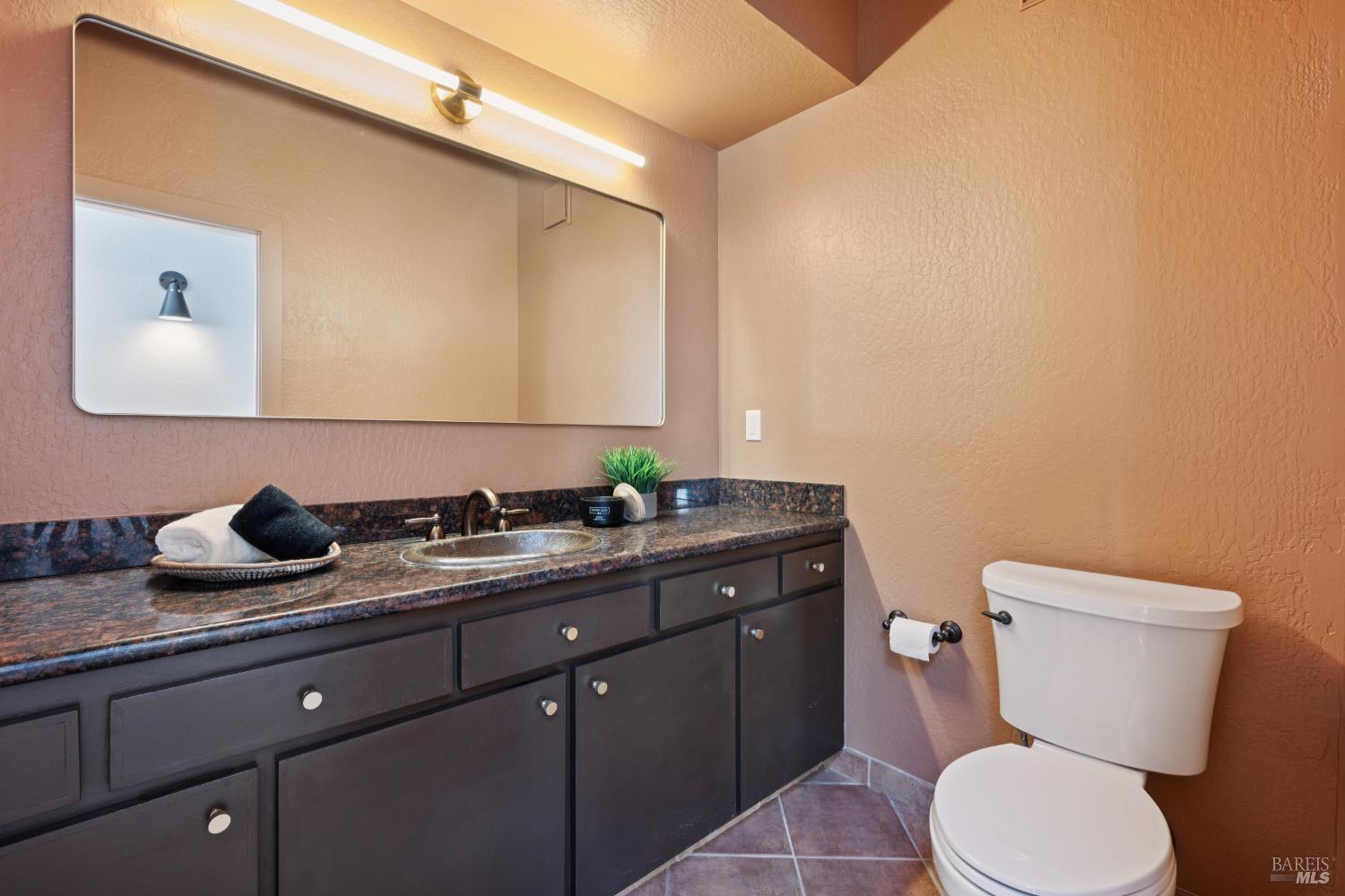 Detail Gallery Image 56 of 71 For 4636 Pepperwood Dr, Penngrove,  CA 94951 - 3 Beds | 2/1 Baths