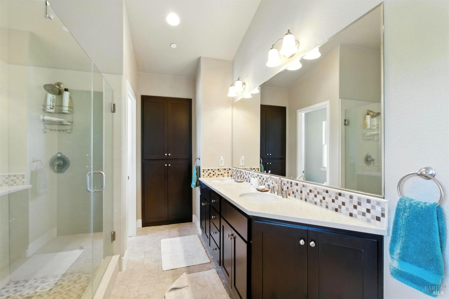 Detail Gallery Image 29 of 62 For 830 Litchfield Ave, Sebastopol,  CA 95472 - 5 Beds | 4 Baths
