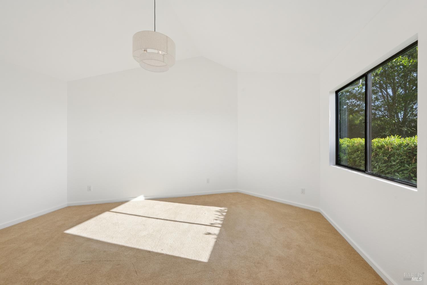 Detail Gallery Image 54 of 71 For 4636 Pepperwood Dr, Penngrove,  CA 94951 - 3 Beds | 2/1 Baths