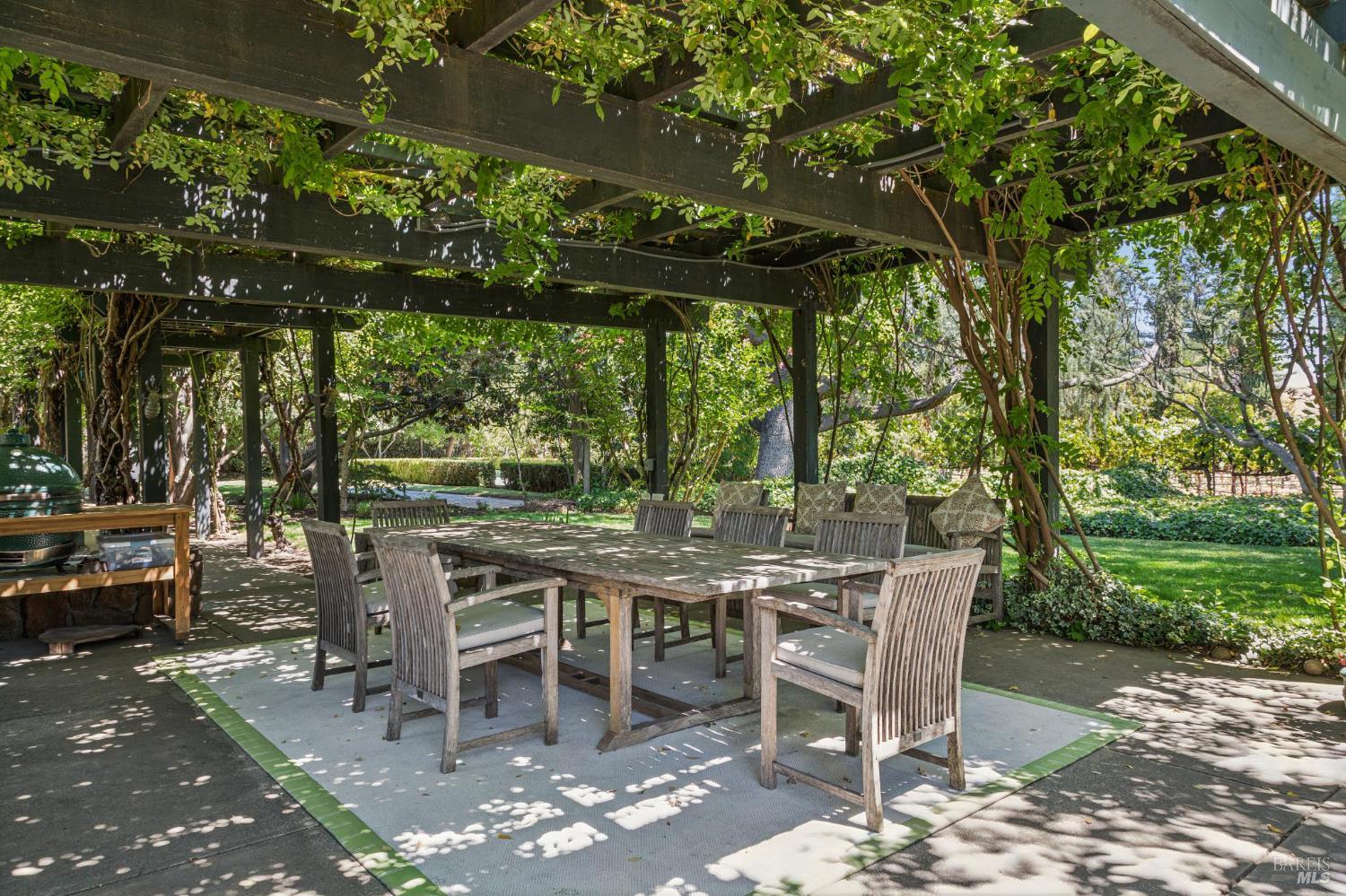 Detail Gallery Image 73 of 80 For 1819 Zinfandel Ln, Saint Helena,  CA 94574 - 3 Beds | 3/1 Baths