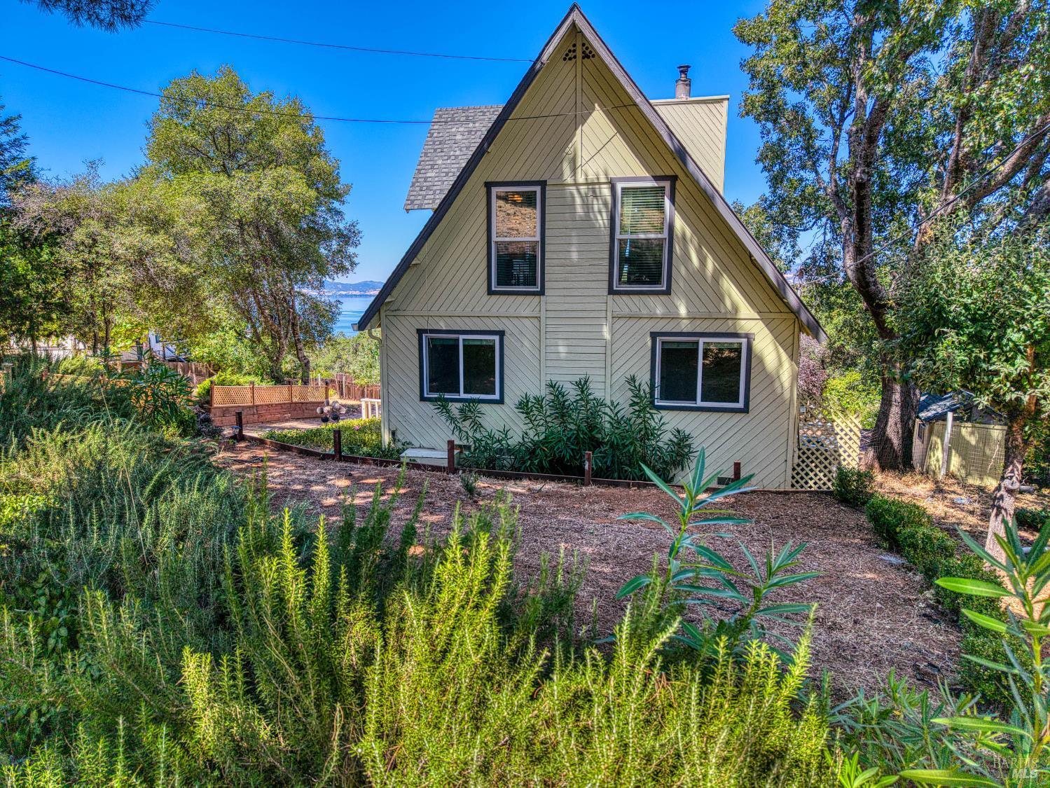 Detail Gallery Image 8 of 68 For 7847 Evergreen Dr, Kelseyville,  CA 95451 - 3 Beds | 1/1 Baths