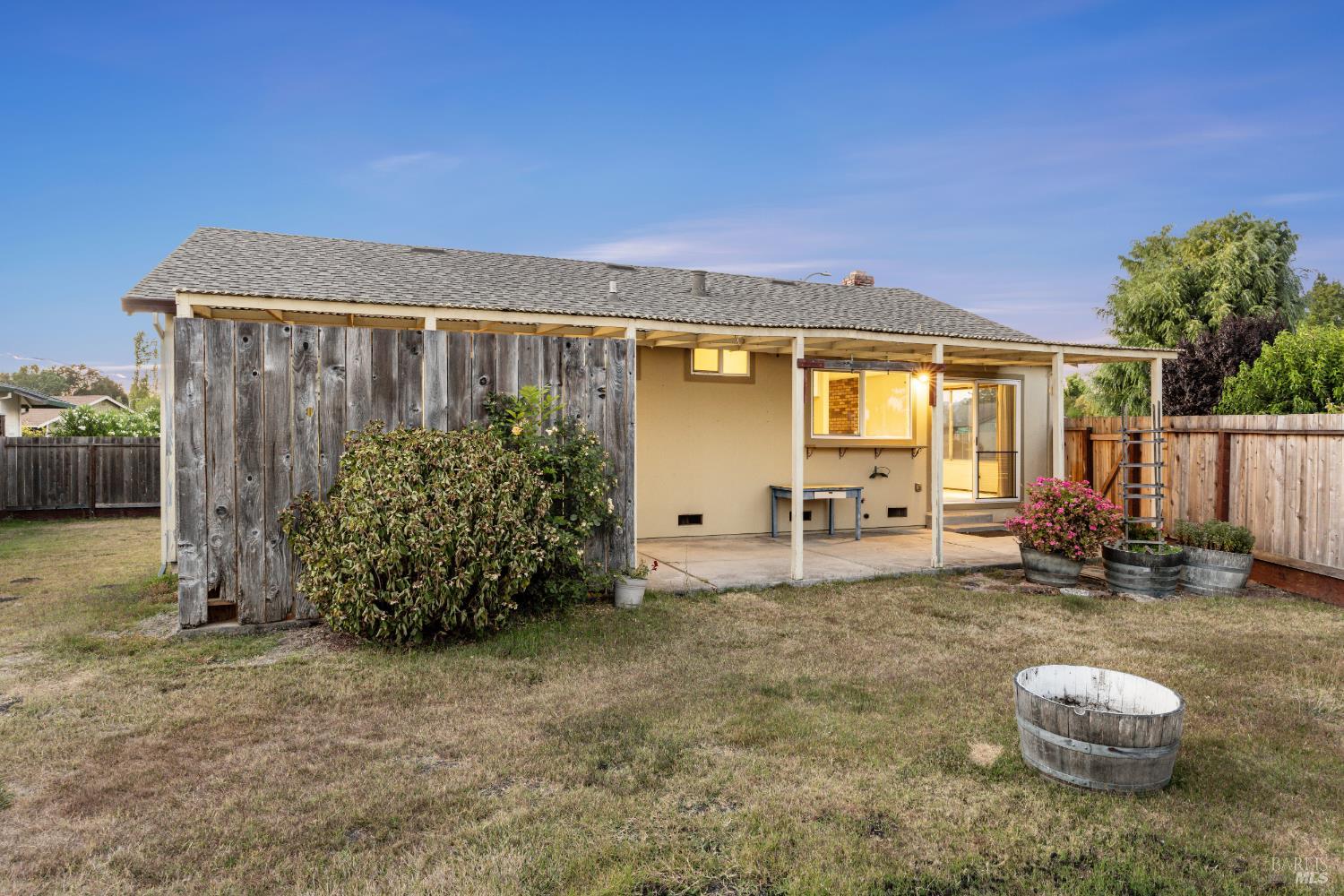 Detail Gallery Image 36 of 50 For 540 Lanyard Ct, Rohnert Park,  CA 94928 - 3 Beds | 2 Baths