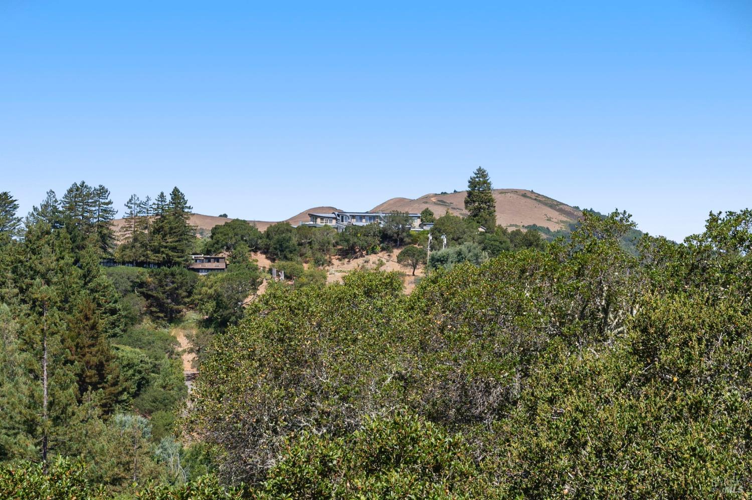 Detail Gallery Image 37 of 40 For 3 Coronet Way, Kentfield,  CA 94904 - 3 Beds | 2/1 Baths