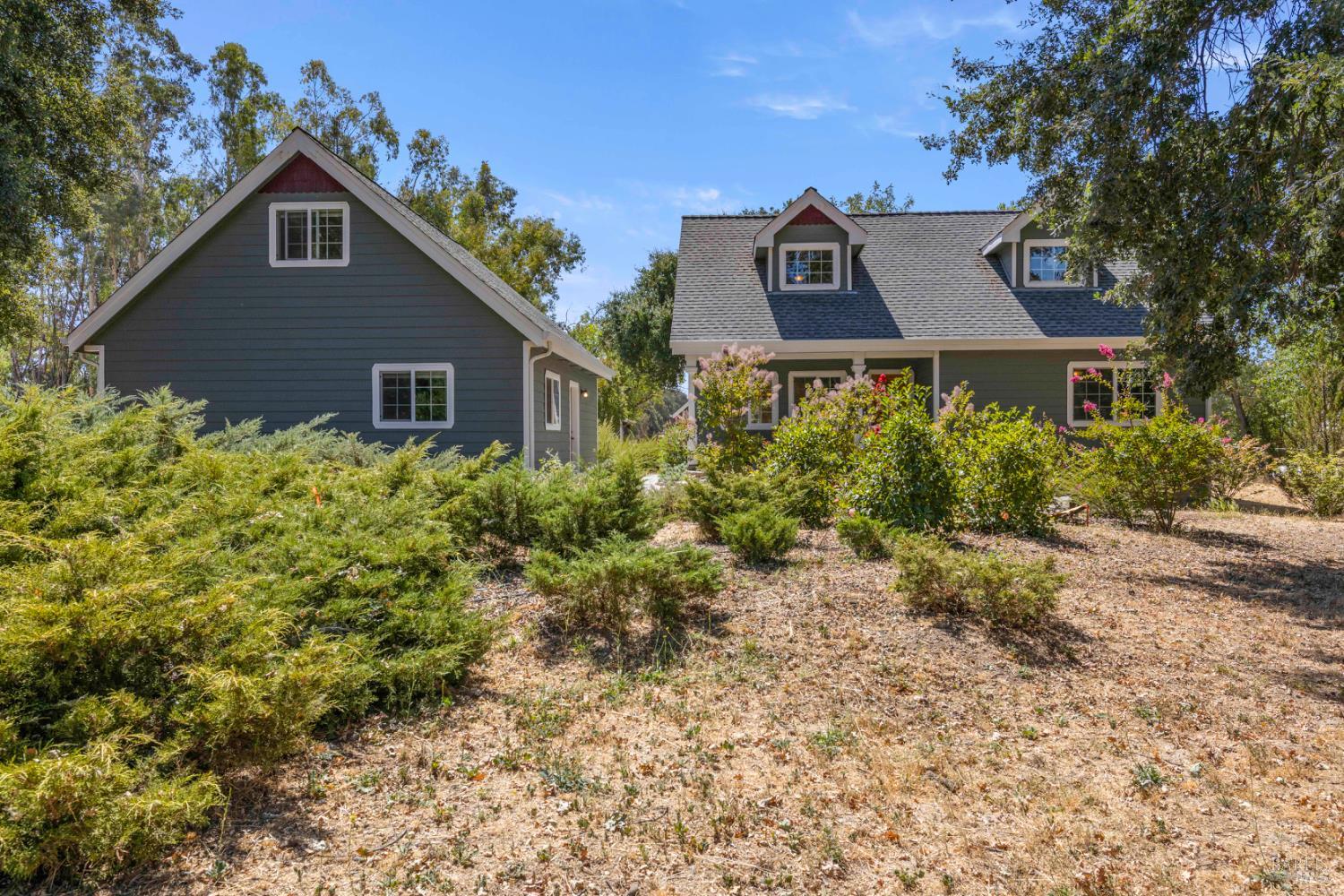 Detail Gallery Image 2 of 76 For 2855 Bell Hill Rd, Kelseyville,  CA 95451 - 3 Beds | 2 Baths