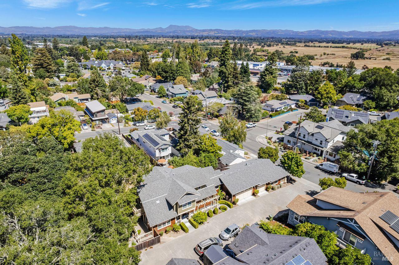 Detail Gallery Image 58 of 62 For 830 Litchfield Ave, Sebastopol,  CA 95472 - 5 Beds | 4 Baths
