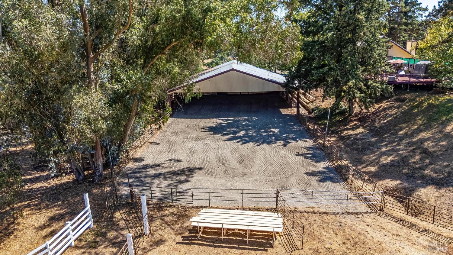 Detail Gallery Image 19 of 87 For 411 Highland Ave, Penngrove,  CA 94951 - 6 Beds | 5/1 Baths