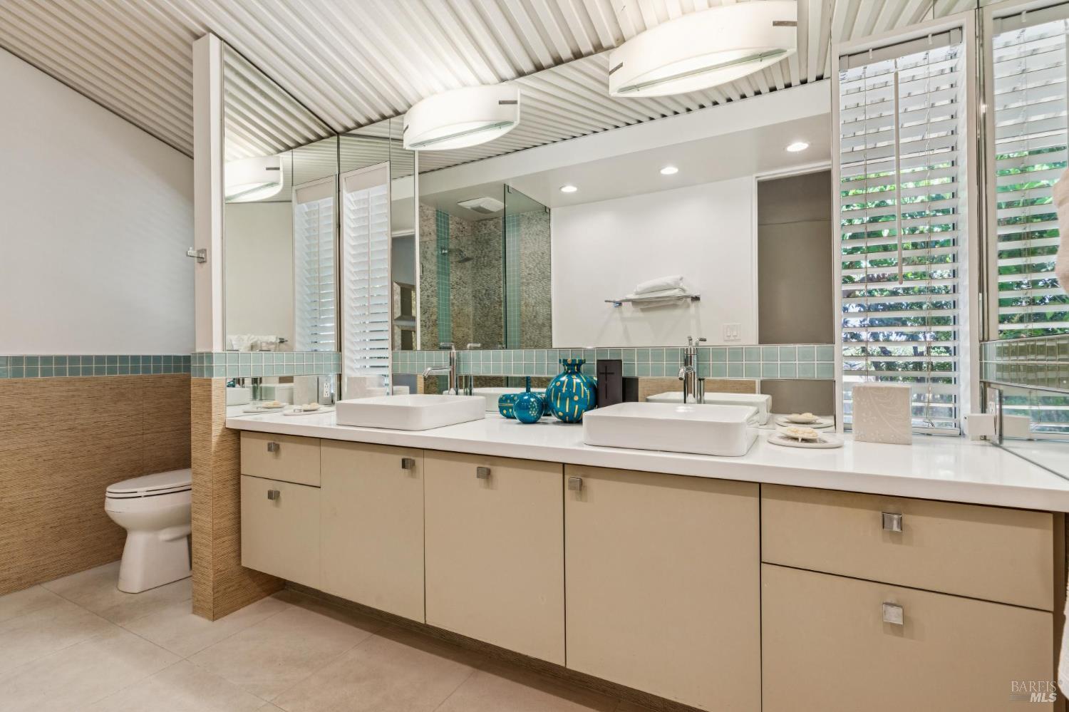 Detail Gallery Image 44 of 80 For 1819 Zinfandel Ln, Saint Helena,  CA 94574 - 3 Beds | 3/1 Baths
