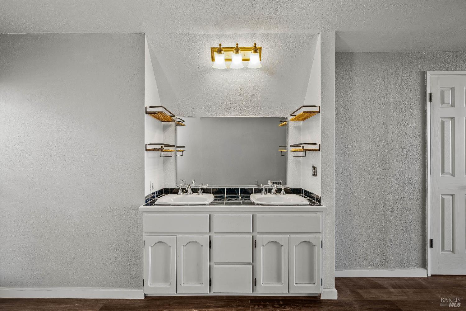 Detail Gallery Image 38 of 68 For 7847 Evergreen Dr, Kelseyville,  CA 95451 - 3 Beds | 1/1 Baths