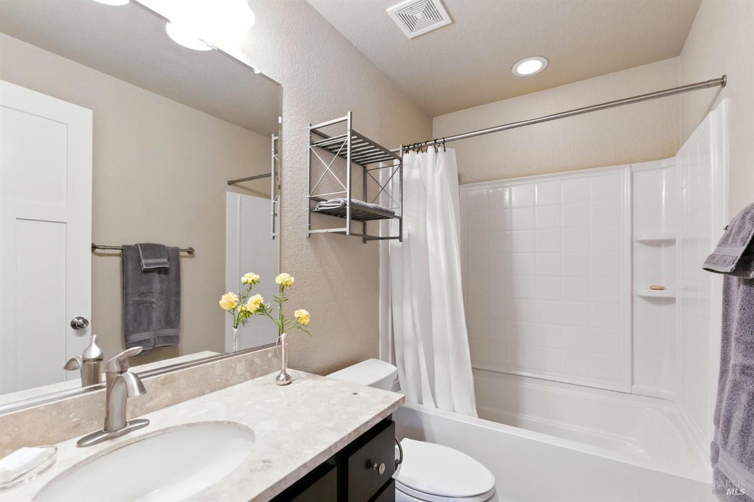 Detail Gallery Image 54 of 62 For 830 Litchfield Ave, Sebastopol,  CA 95472 - 5 Beds | 4 Baths