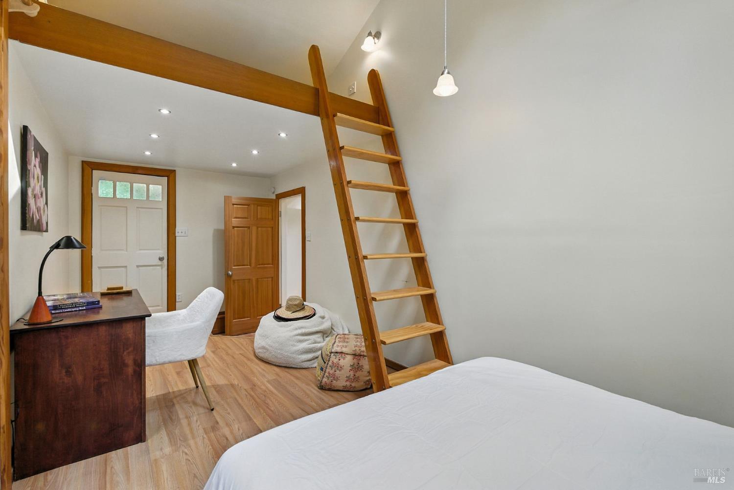 Detail Gallery Image 26 of 58 For 7395 Sir Francis Drake Blvd, Lagunitas,  CA 94938 - 5 Beds | 4 Baths