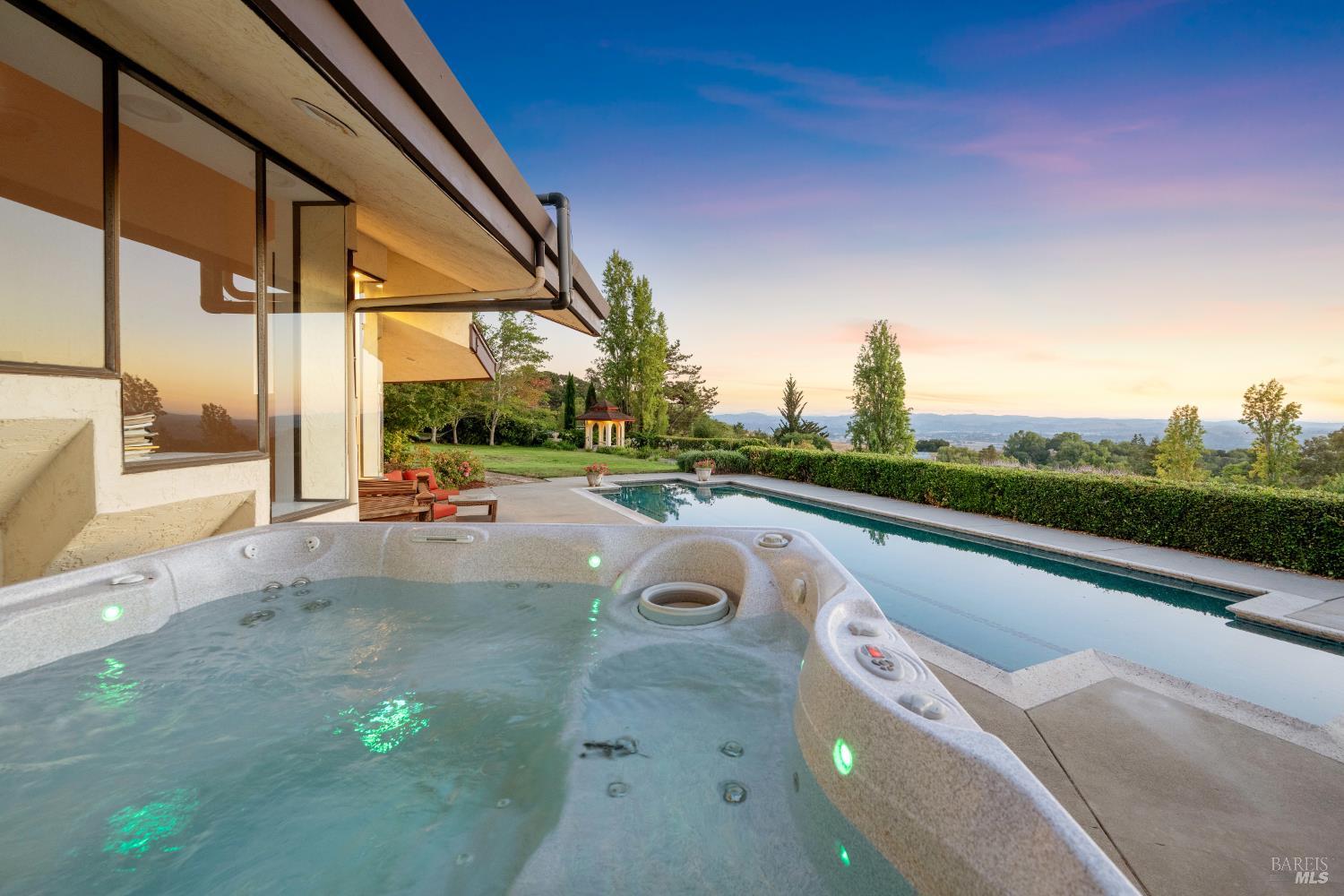 Detail Gallery Image 44 of 71 For 4636 Pepperwood Dr, Penngrove,  CA 94951 - 3 Beds | 2/1 Baths