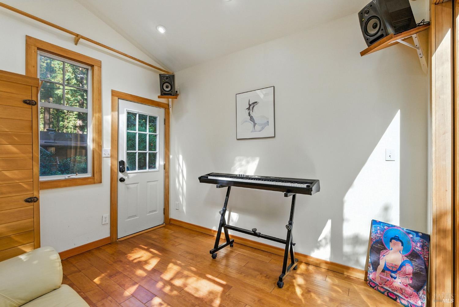 Detail Gallery Image 46 of 58 For 7395 Sir Francis Drake Blvd, Lagunitas,  CA 94938 - 5 Beds | 4 Baths