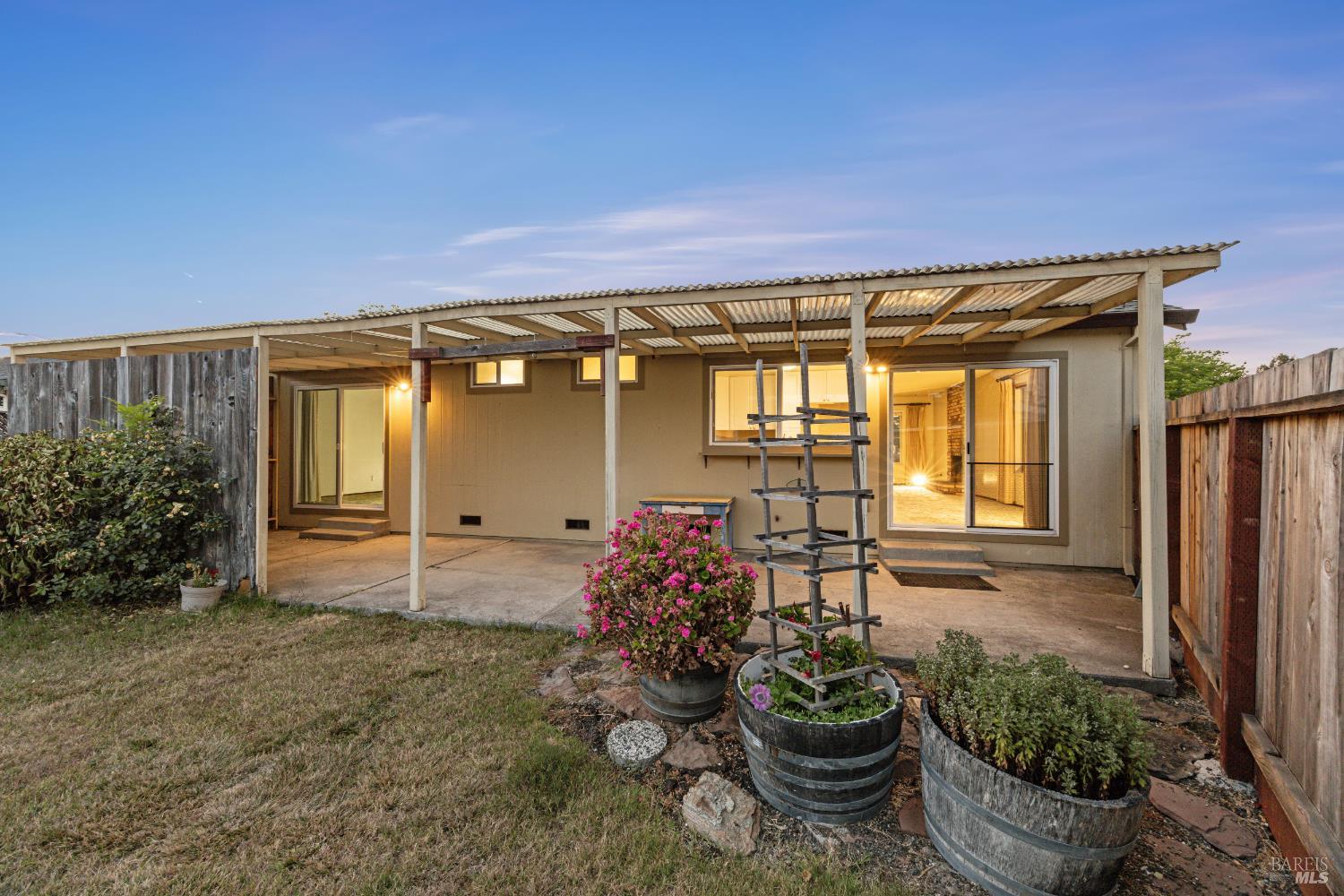 Detail Gallery Image 38 of 50 For 540 Lanyard Ct, Rohnert Park,  CA 94928 - 3 Beds | 2 Baths