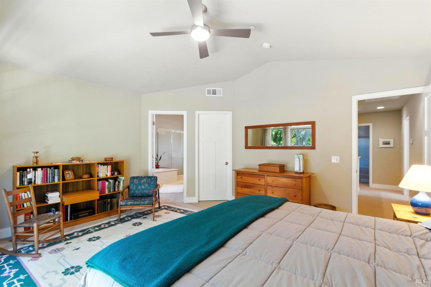 Detail Gallery Image 27 of 62 For 830 Litchfield Ave, Sebastopol,  CA 95472 - 5 Beds | 4 Baths